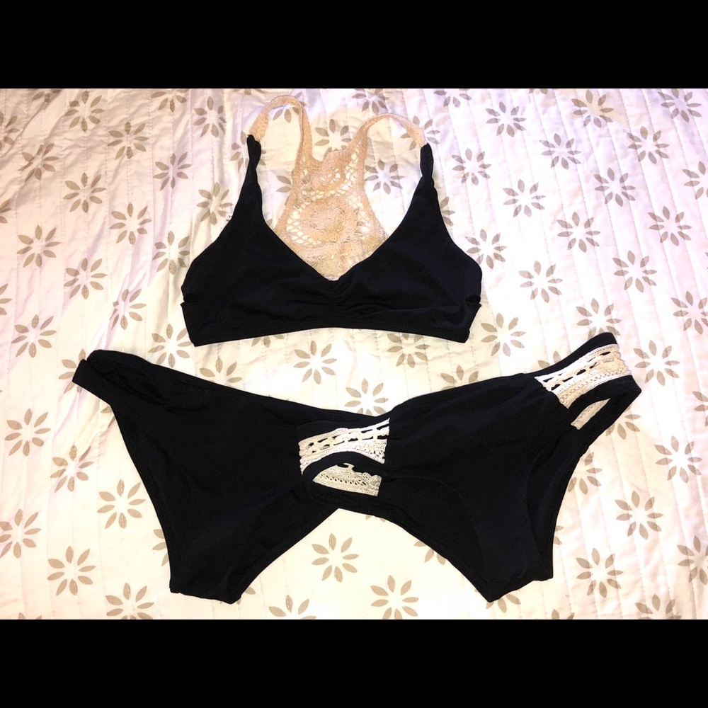 L*Space bikini bundle - Picture 2 of 8